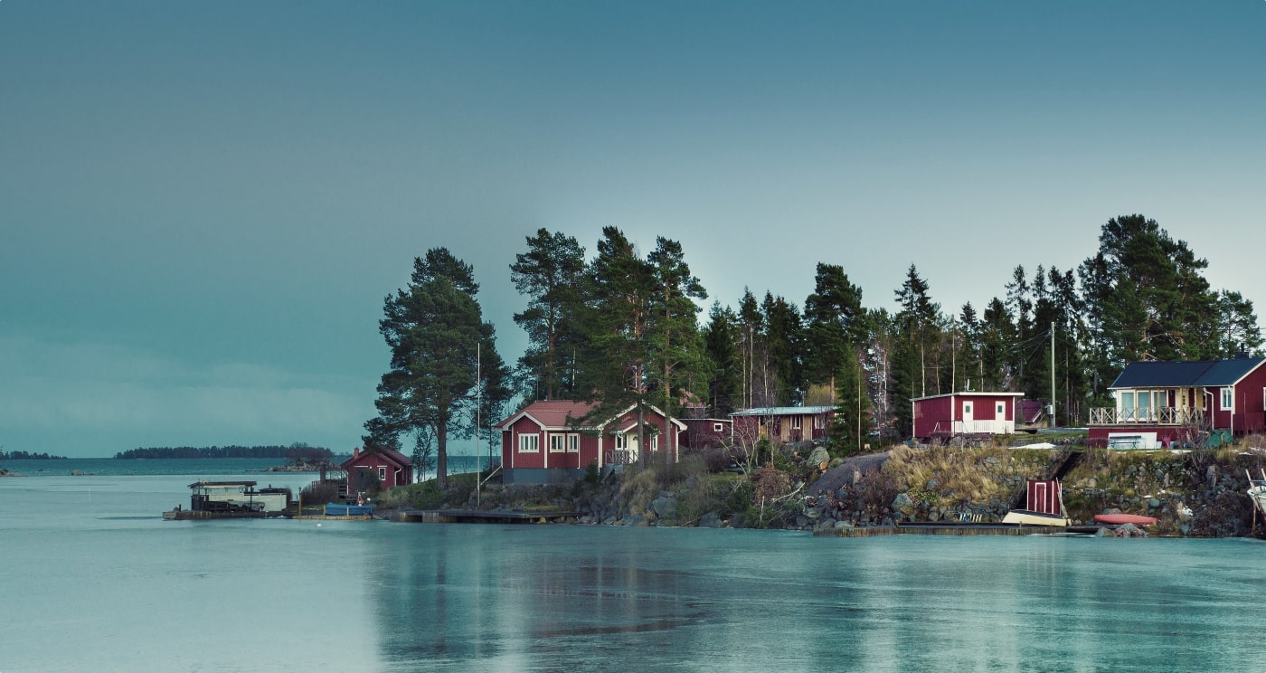 Sea with houses